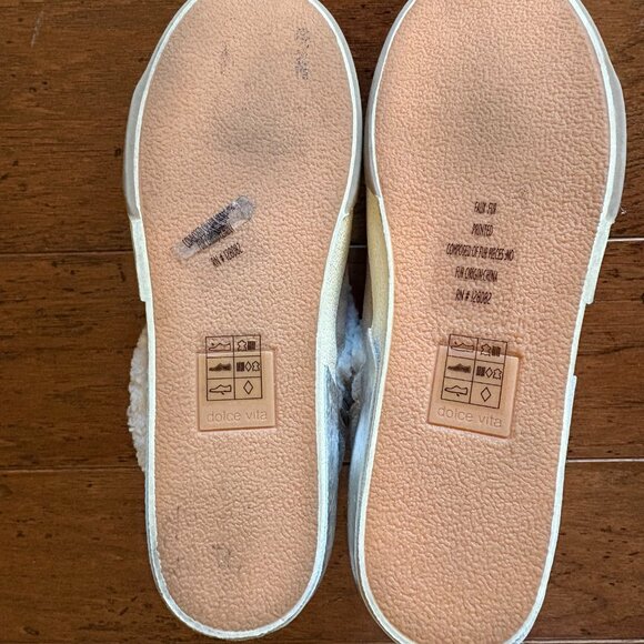 Dolce Vita Plush Lace Up High Top Sneakers. Size 9. NWOT. - Picture 4 of 4